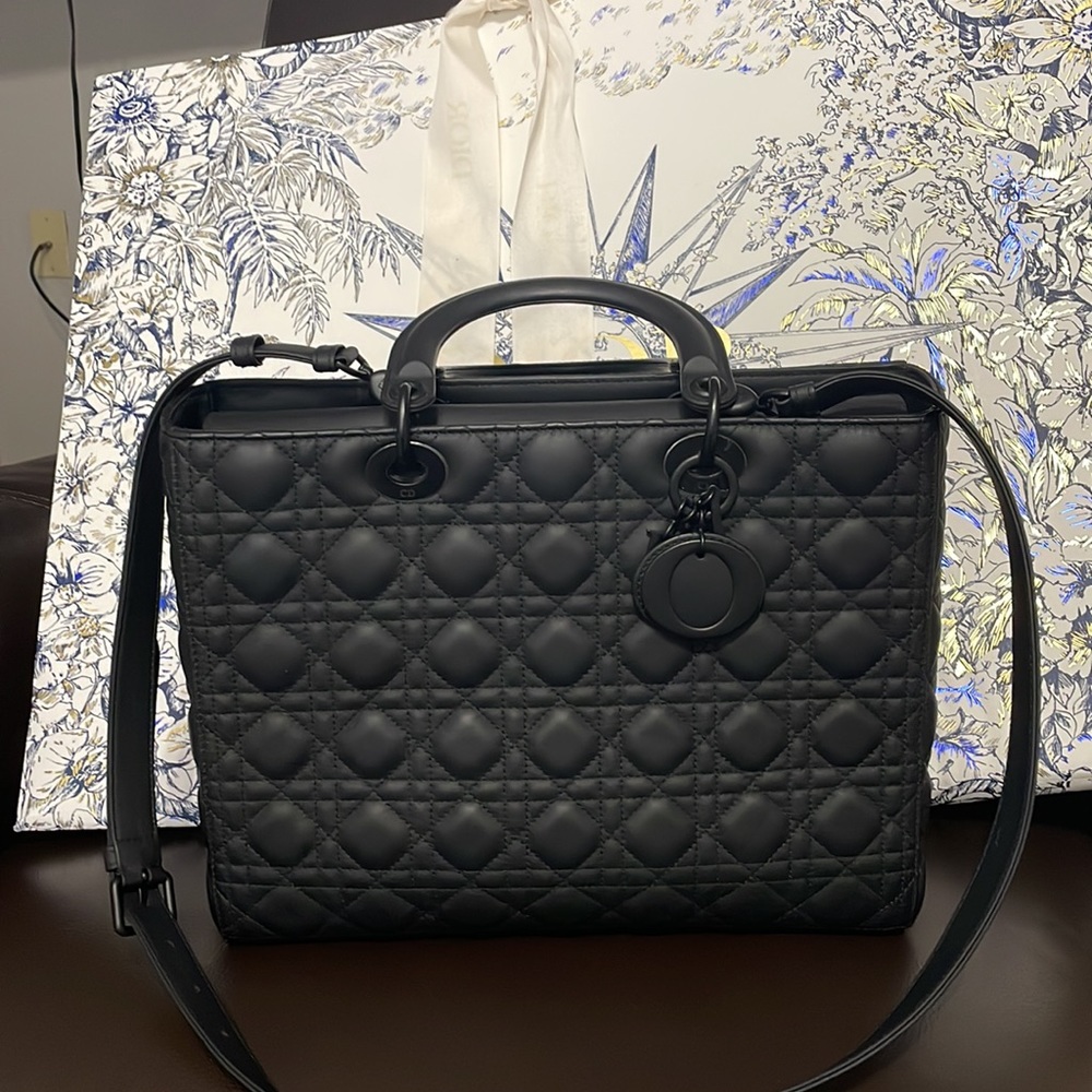 Lady Dior Large Ultra Matte Black - Picture 6 of 9